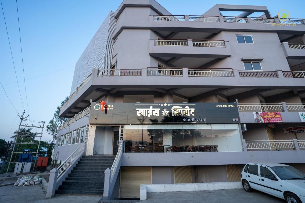 Spring Hills Inn Pune Exterior photo