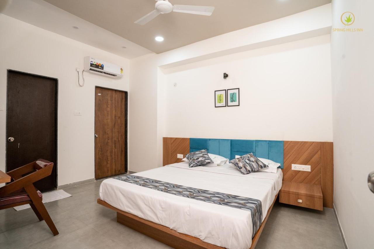 Spring Hills Inn Pune Exterior photo